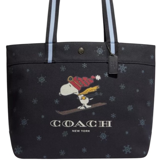 Coach X Peanuts Tote Bag 38 With Snoopy Ski Motif - Picture 1 of 17